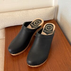 No. 6 Black Leather Clogs